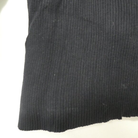 NOMI | medium | Ribbed Burgundy and Black Partial Zip-Up Sweater - Picture 12 of 15